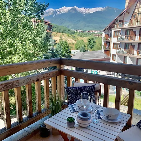 Apartman 13, St John Park *